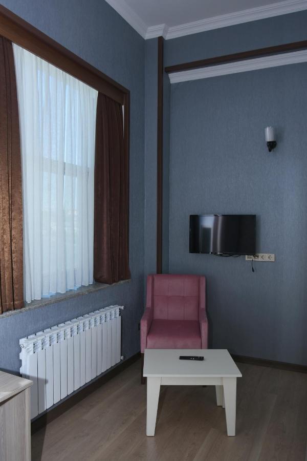 Naxcivan Palace Hotel Xetai Екстериор снимка