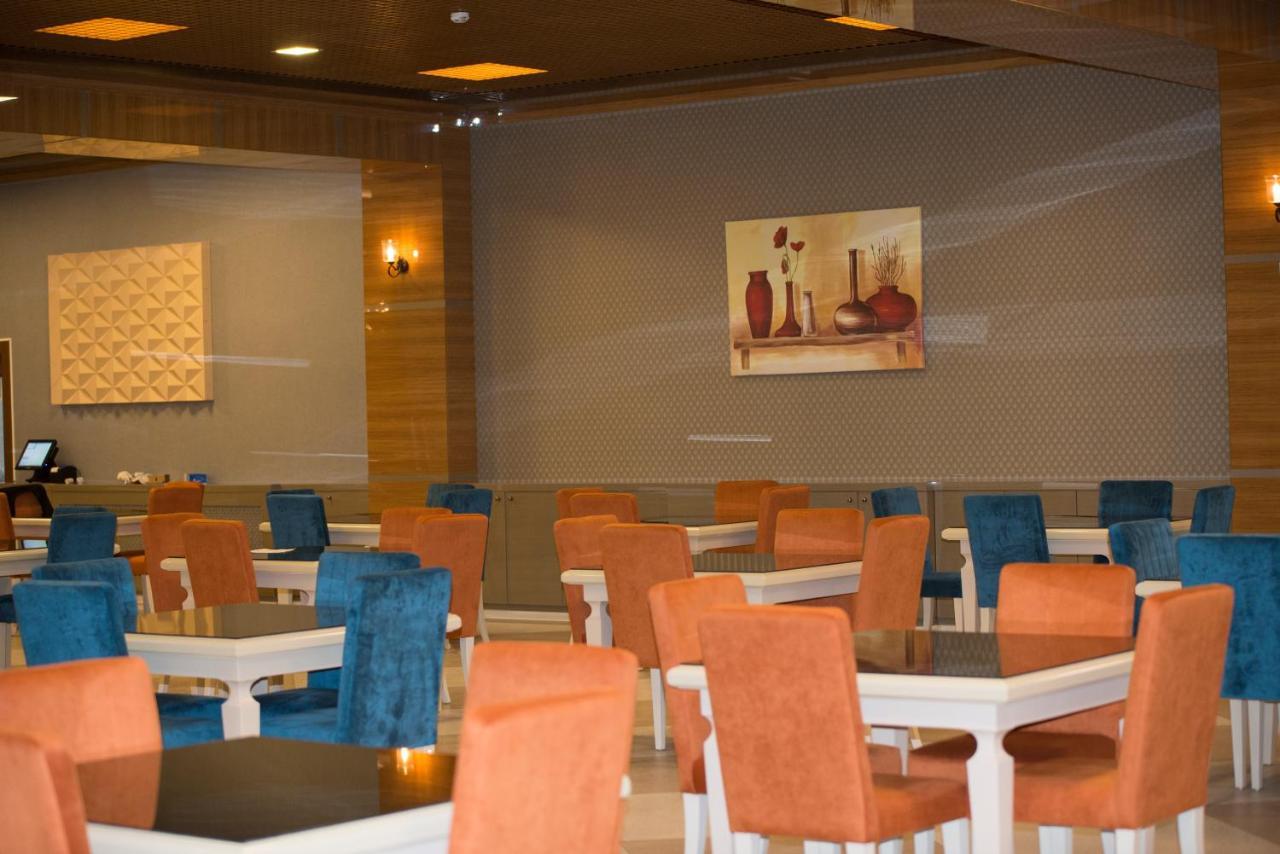 Naxcivan Palace Hotel Xetai Екстериор снимка